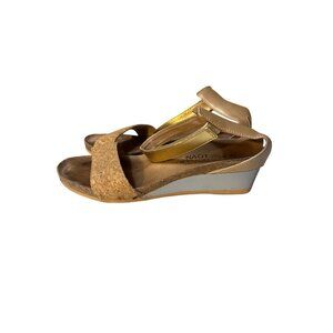 Naot Gold & Cork Wedge Sandals Size 5-5.5 Womens Comfortable Leather Straps